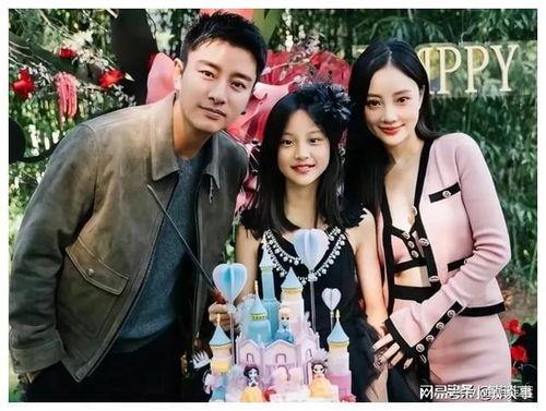 娱乐圈吃瓜猛料最近,揭秘明星背后的惊人真相！